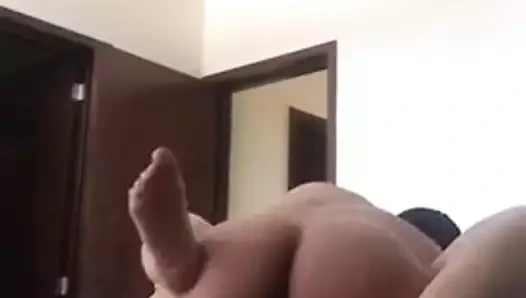 La verga en el culo y el dildo en la pepa