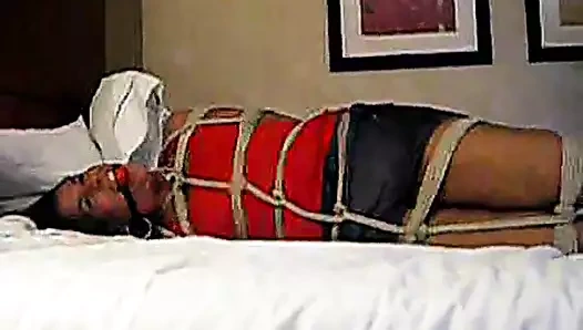 amatör bağlı yukarı ve mücadele içinde michigan