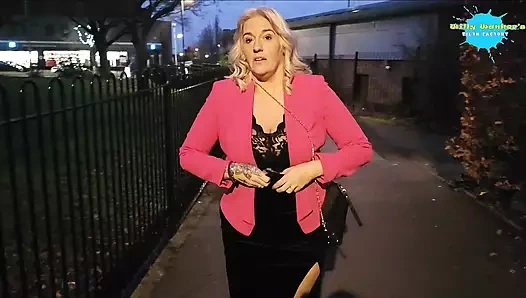 MİLF yanıp sönen göğüsleri içinde kamu