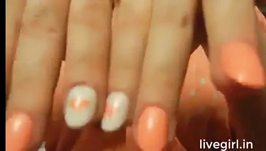 Yengem büyük göğüsler yumuşak ve güzel