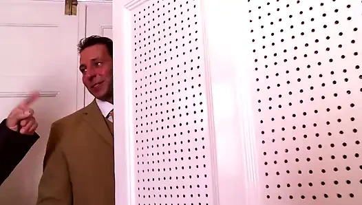 Sarışın BDSM Üçlü Grup Sekste Vahşi Sikişiyor