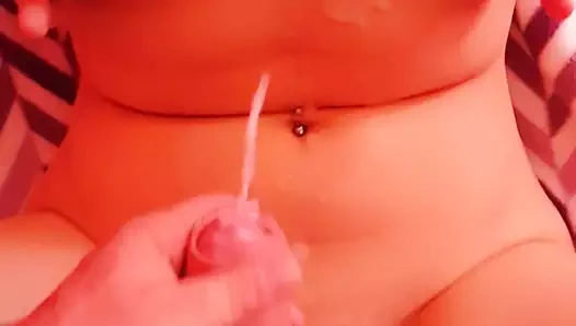 göbek üzerinde Cum