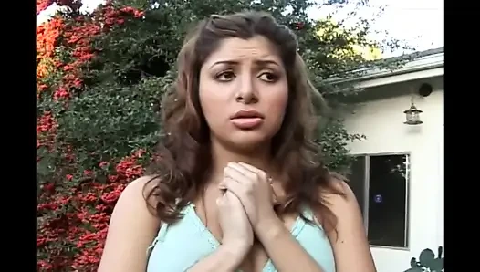 Kız evde iki yarakla sikiliyor