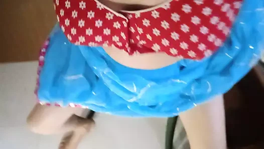 Seks oyuncağı ateşli göğüsler nippal ve ateşli amcıkla sekin tadını çıkarın