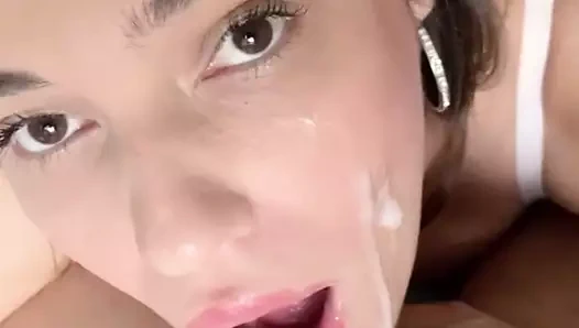 Sürtük evli kadın - oral seks + boşalma