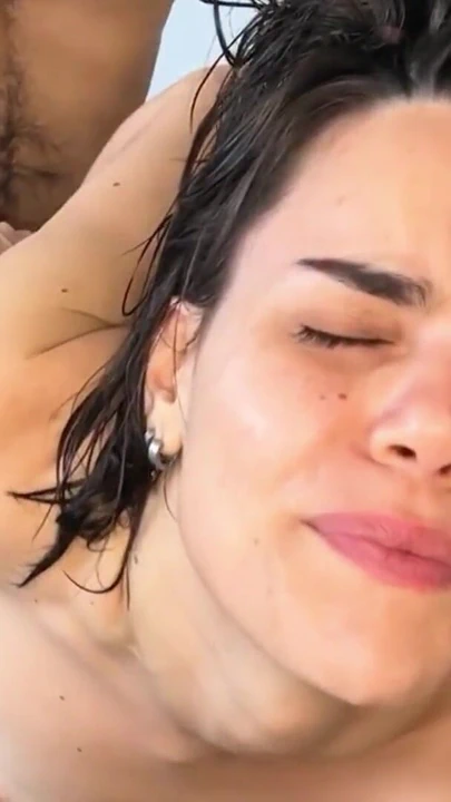 İlahi amcık ve güzel bir gülümseme | Klip 2