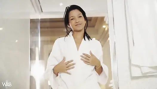 İlk kez mastürbasyon yapıyor