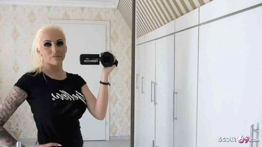 Alman genç sıkı tini amatör ayaklar fetiş kirli konuşma