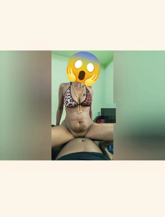 Gerçek Tamil seks skandalını paylaşıyor