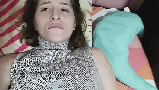 Üvey erkek kardeşim yanımdan geçiyor, sonunda amımı yiyor bölüm 4