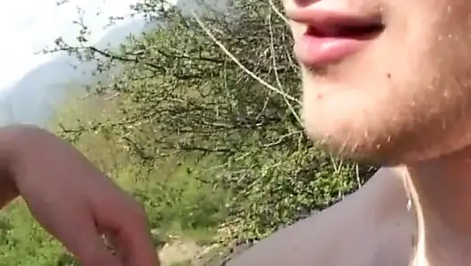 İyi bir sikiş için kırsala getirildi