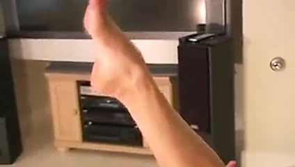 Kelly tylor ayak kızdırmak