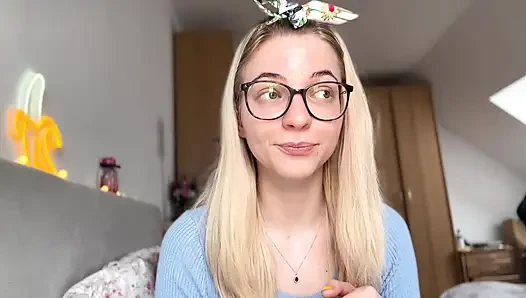 Onu 5329 dolardan ve yeni bir ysl çantasından boşalttim! (findom hikayesi)