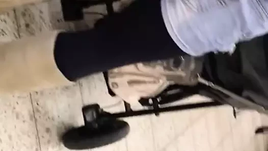 Parlak mor taytlı sürtük Alman kadın