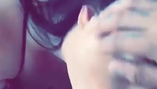 Beyaz sürtük emme çük