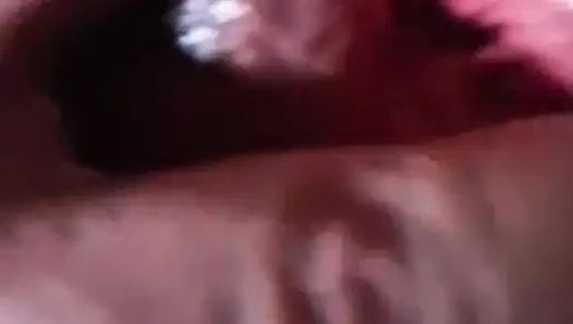 Parmaklama, yumruk sokma, boşalma, kıllı amcık