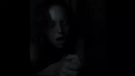 Karımın kıçını sikiyor 1