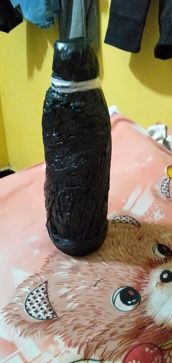 Индийский мужик занимается сексом с игрушкой, думая о своей подруге