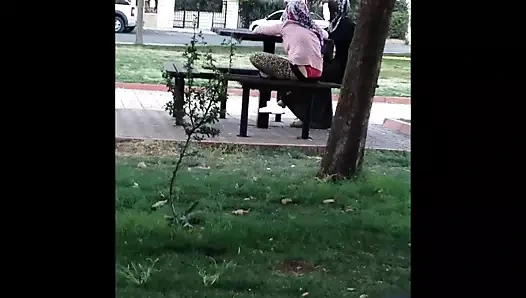 Türk-Arap-Asyalı tesettür karışık fotoğraf 14