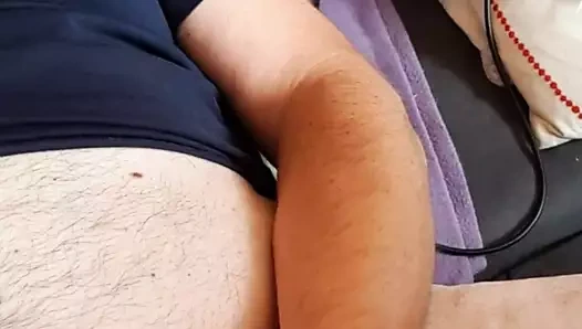 Yüze ve ağıza püskürtülür