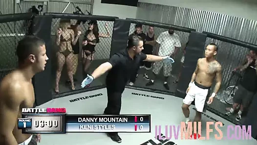 Küçük memeler esmer bebek var sert anal seks