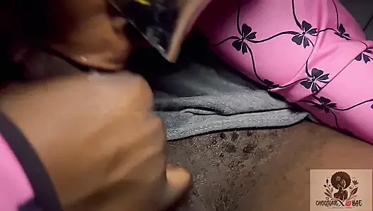 Üvey anneme üniversiteden uzaklaştırıldığımı söylememesi için üvey babam için araba başı veriyorum!!