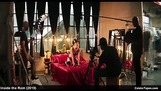 Ellen toland &amp; katie mcgrath çıplak ve köpek stili seks