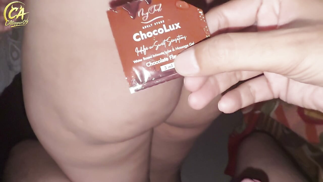 Sıcak karı ters kovboy pozisyonunda sikiliyor