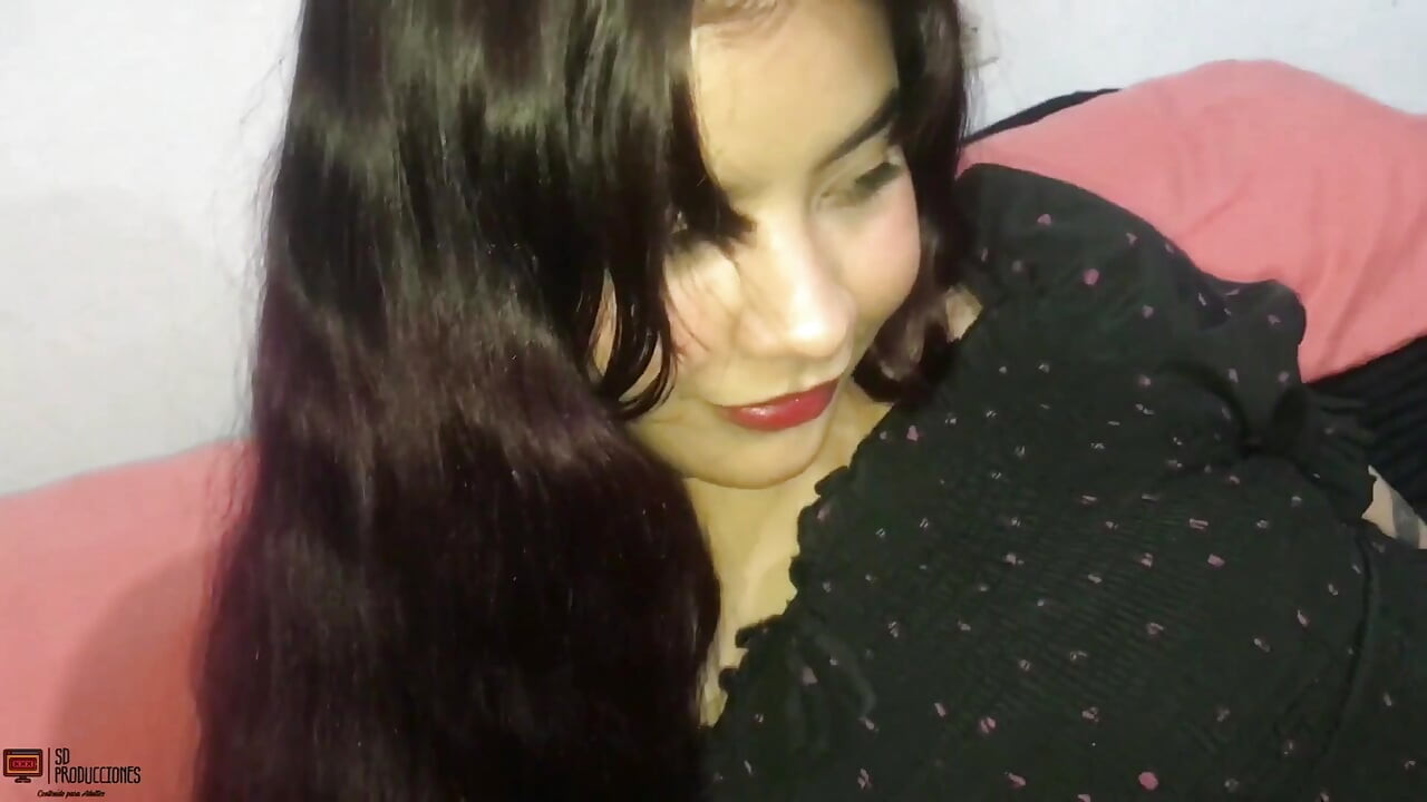 Üvey erkek kardeşimin yarağını odama çok ateşli girerken emiyor - İspanyolca porno