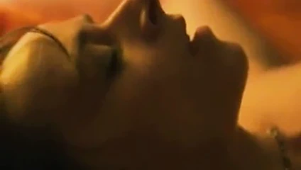 Kate Dickie - kırmızı yol