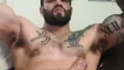 Büyük dick kas dövme pislik kapalı (cum yok)