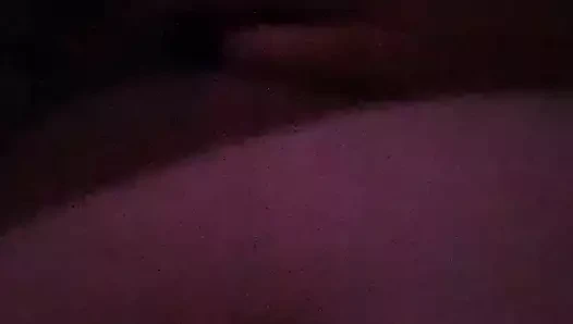 Üvey anne üvey oğlunun yarağını ereksiyona sokuyor