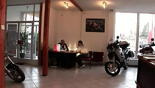 Edepsiz fahişeler için aşırı seks - bölüm 5