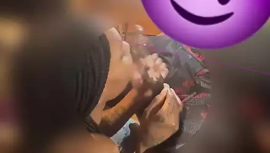 İki elle büküm çıldırıyor