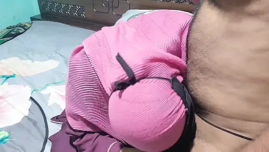 Özel bir öğretmenden ekstra hizmet aldım. bölüm 01