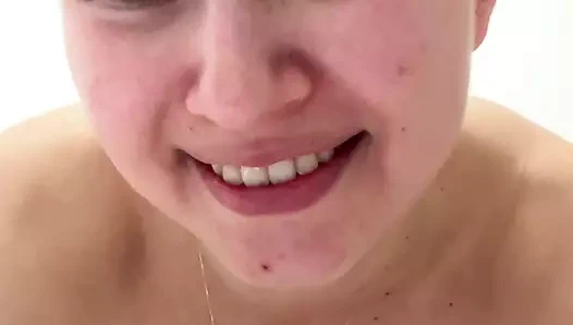 Azgın hatun beni aradı ve bana gösterdi