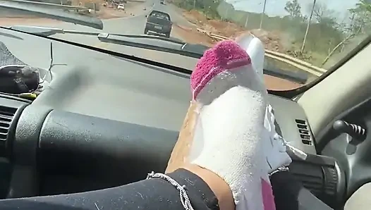 Terli ve yorgun ayaklar