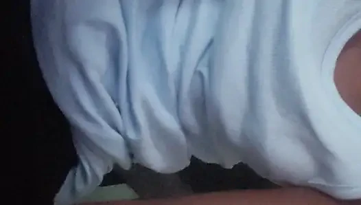 Küçük göğüsler 18 yaşında