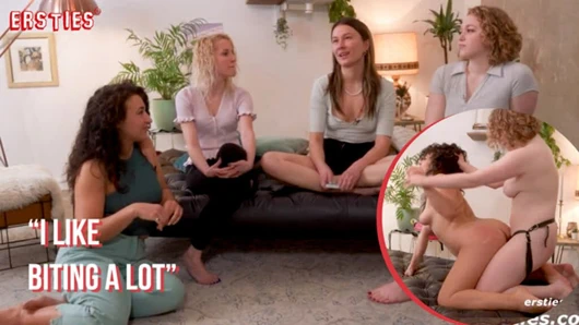 Ersties - bir kayış ile seksi bebek dörtlü oyun