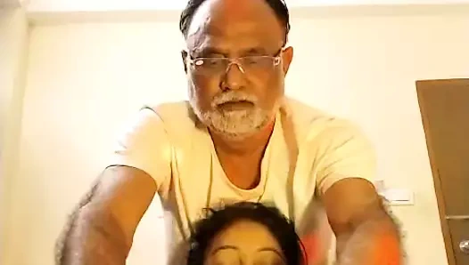 Ateşli amcık emiyor, ateşli göğüsler