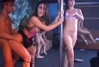 gece kulübünde seks partisi