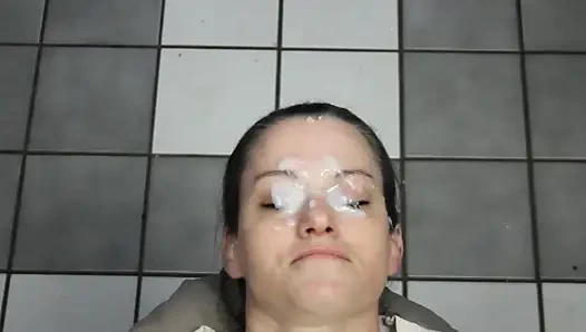 Siktiğim suratımdan sikiş!!