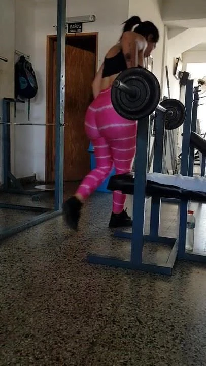 Super tetas y super concha