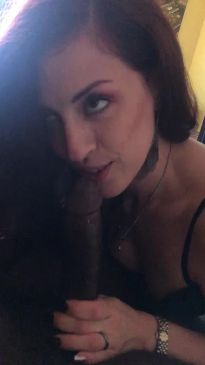 CAROLINA IENA - первый раз большой черный член для итальянской возбужденной жены