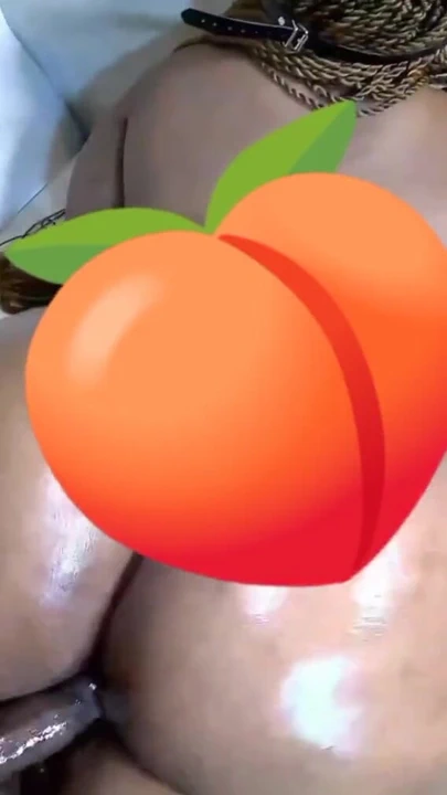 "Sadece yarak ve amcık" dan heyecan verici an