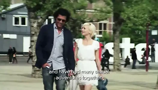 Arkadaşım sıcak karısını benimle paylaşıyor