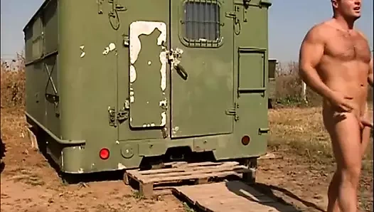 Tombul karım beni nasıl memnun edeceğini biliyor!