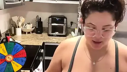 Dani Valentina ile canlı yayın