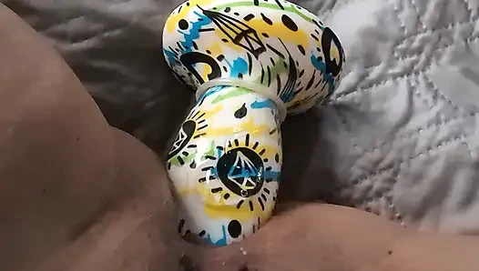 Yakın çekim orta yaşlı seksi kadın anal tek başına oyna dp son