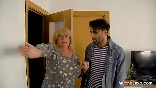 Muchasexo'da kalın olgun İspanyol mamacita tarafından duşta yakalandı